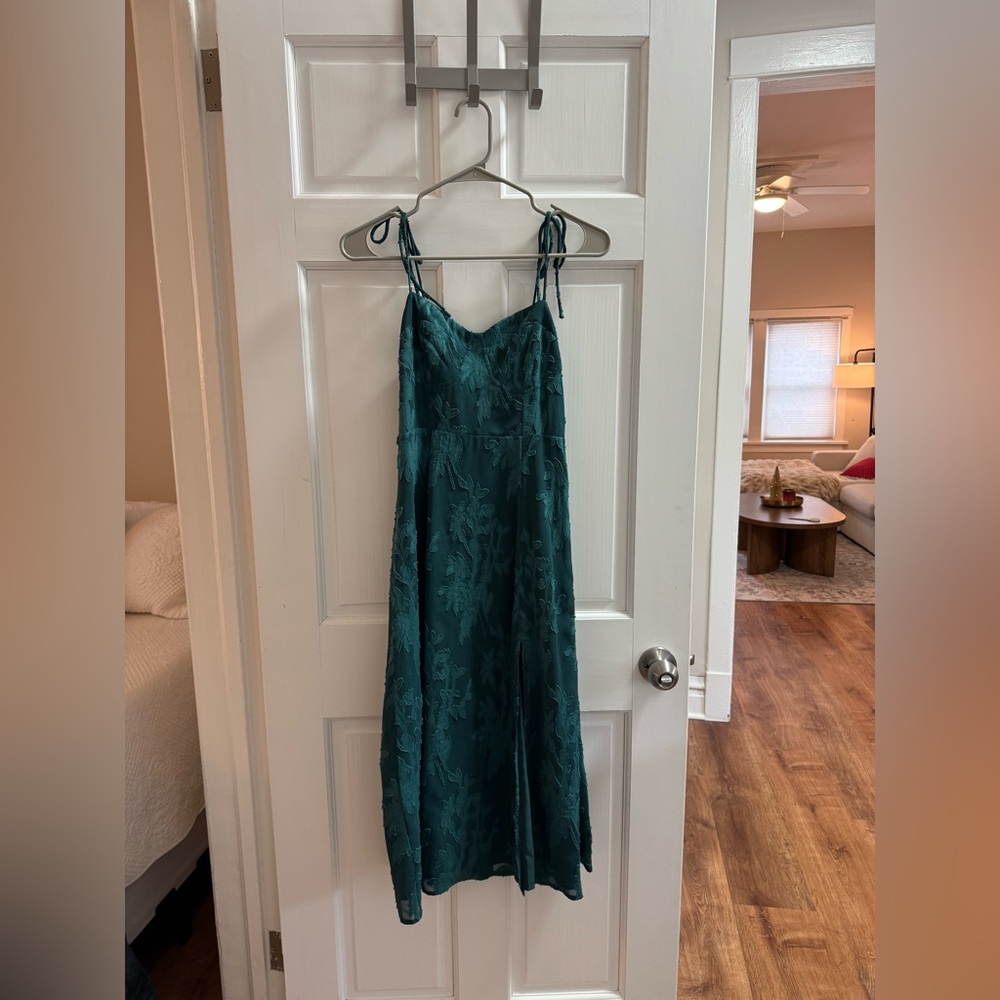 Lulu's Dark Green Textured Shiny Midi Dress